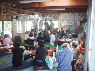 ���Ϥ��ǤƤС���